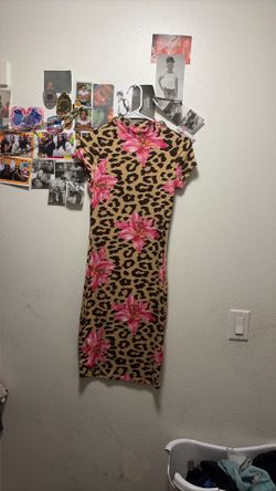 Newly used Cheetah print floral stretchy fabric dress