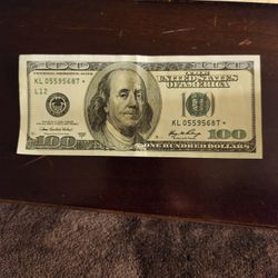 100 Dollar Star Bill
