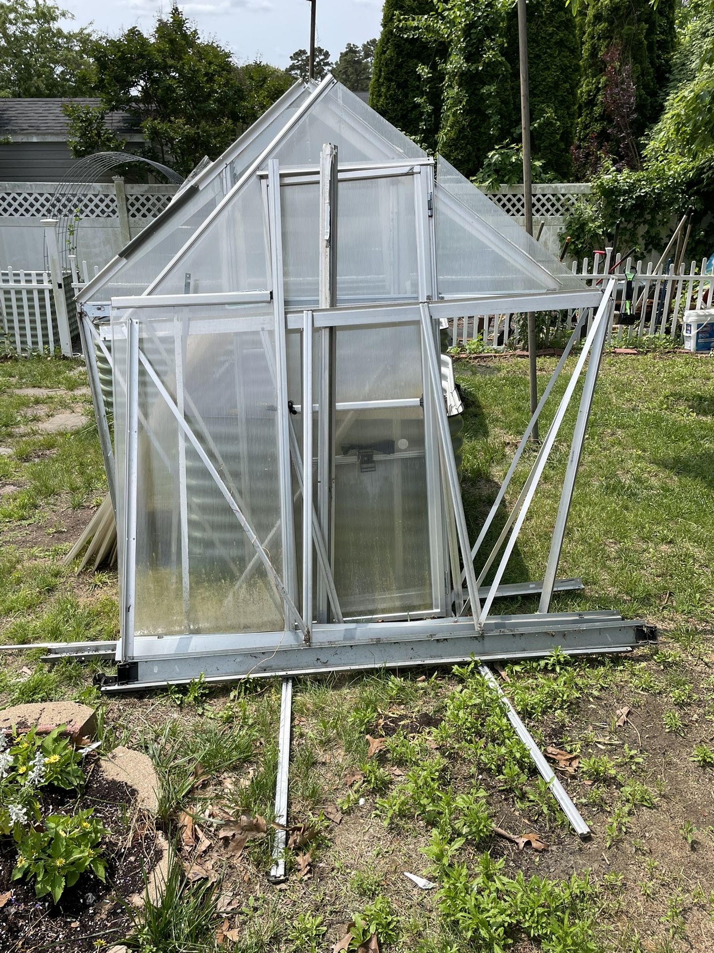 Greenhouse ( Unassembled)
