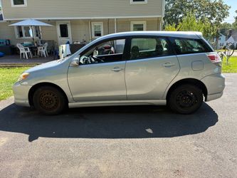 2006 toyota corolla matrix AWD