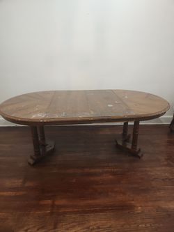 Dinning room table