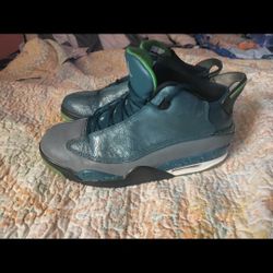 MEN JORDAN SNEAKERS SIZE 11.5