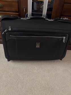 Travelpro Platinum Elite Carry-on luggage Rolling Garment Bag