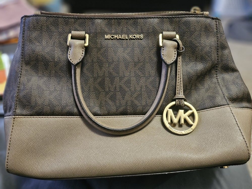 Mk Authentic Purse