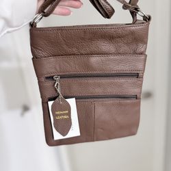 Crossbody Bags 
