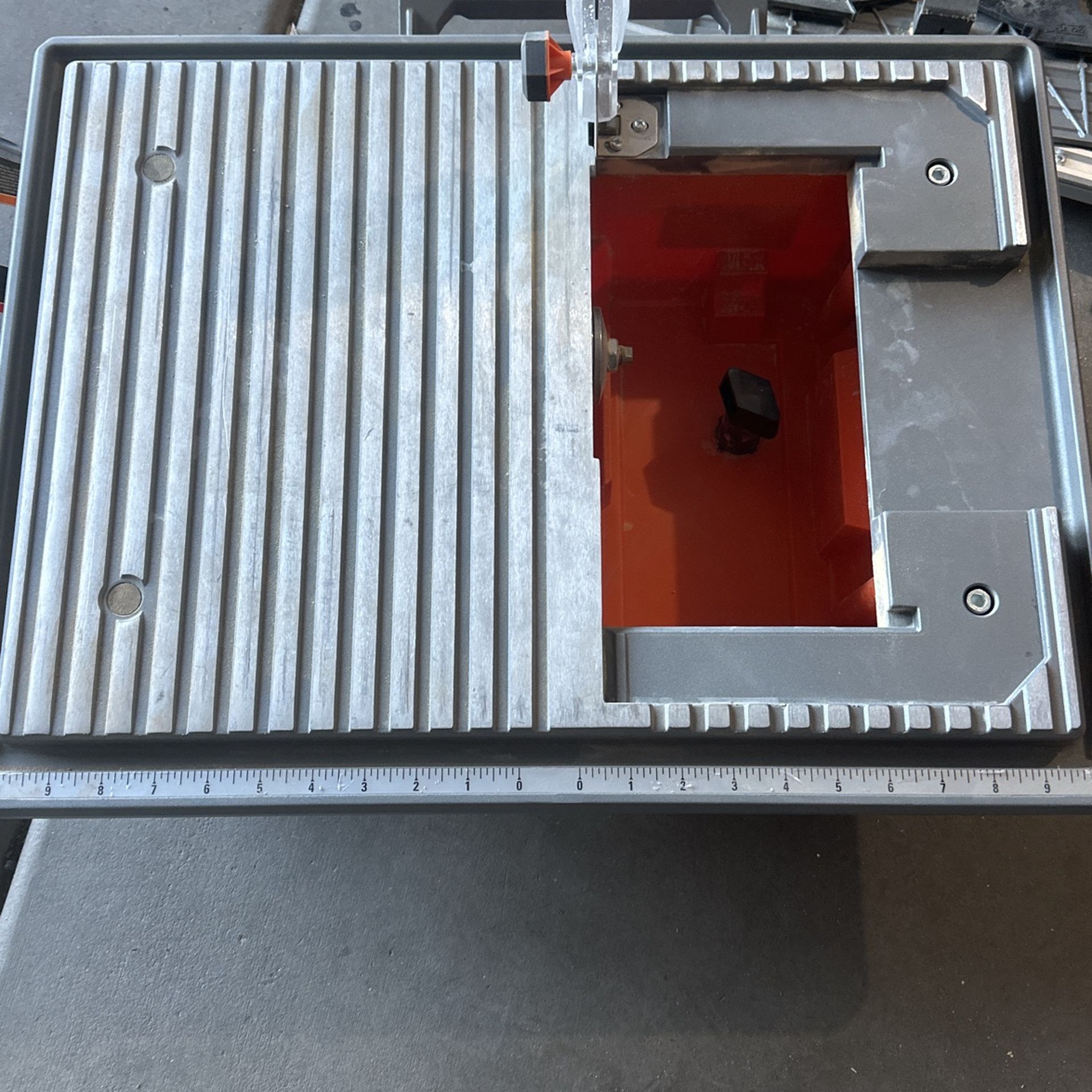 Tile Saw