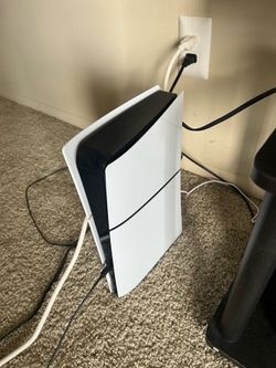 Ps5 slim digital with 2 controllers