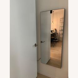 BRAND NEW PELETON MIRROR- NEVER BEEN USED!