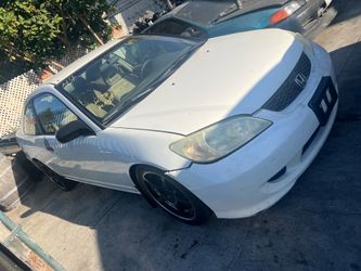 Honda civic  2005 part out
