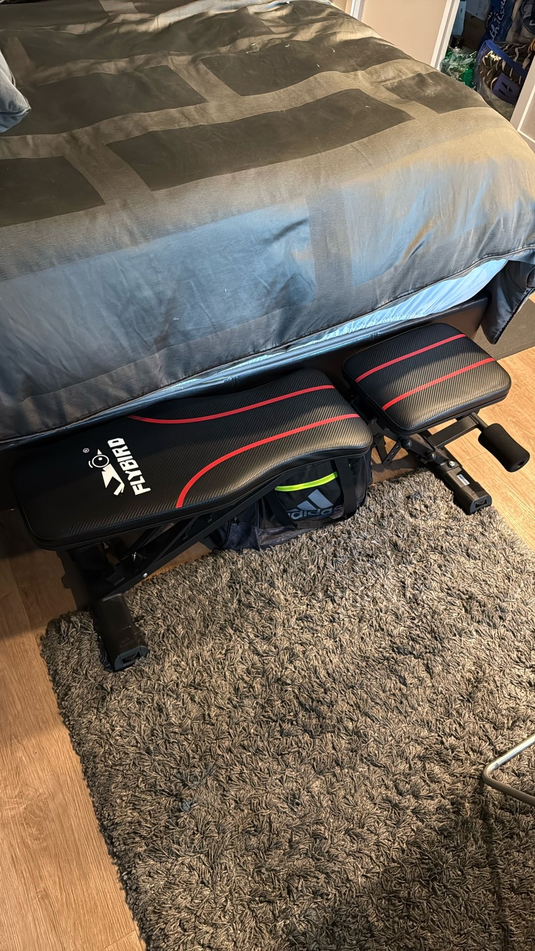 FLYBIRD Adjustable Weight Bench - Foldable, Great Condition