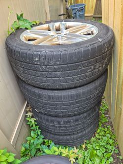 20 in Ford Explorer rims tires