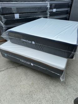 Nectar Queen Size Mattress Pillow Top New