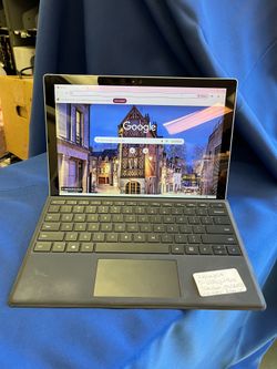 Microsoft Surface Pro 4 i5-6300U/8GB RAM/256GB SSD  - Win 11 pro. Touchscreen. Nothing wrong.