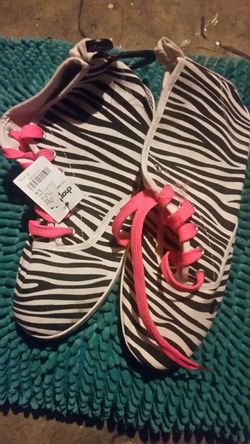 Nice shoes size 8