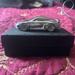 FLASH SALE NOW & Free Keychain Porsche 911 Turbo Aluminum 1:43 Paperweight