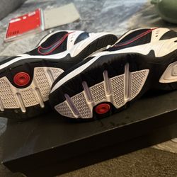 Nike 270 Size 9 Men's