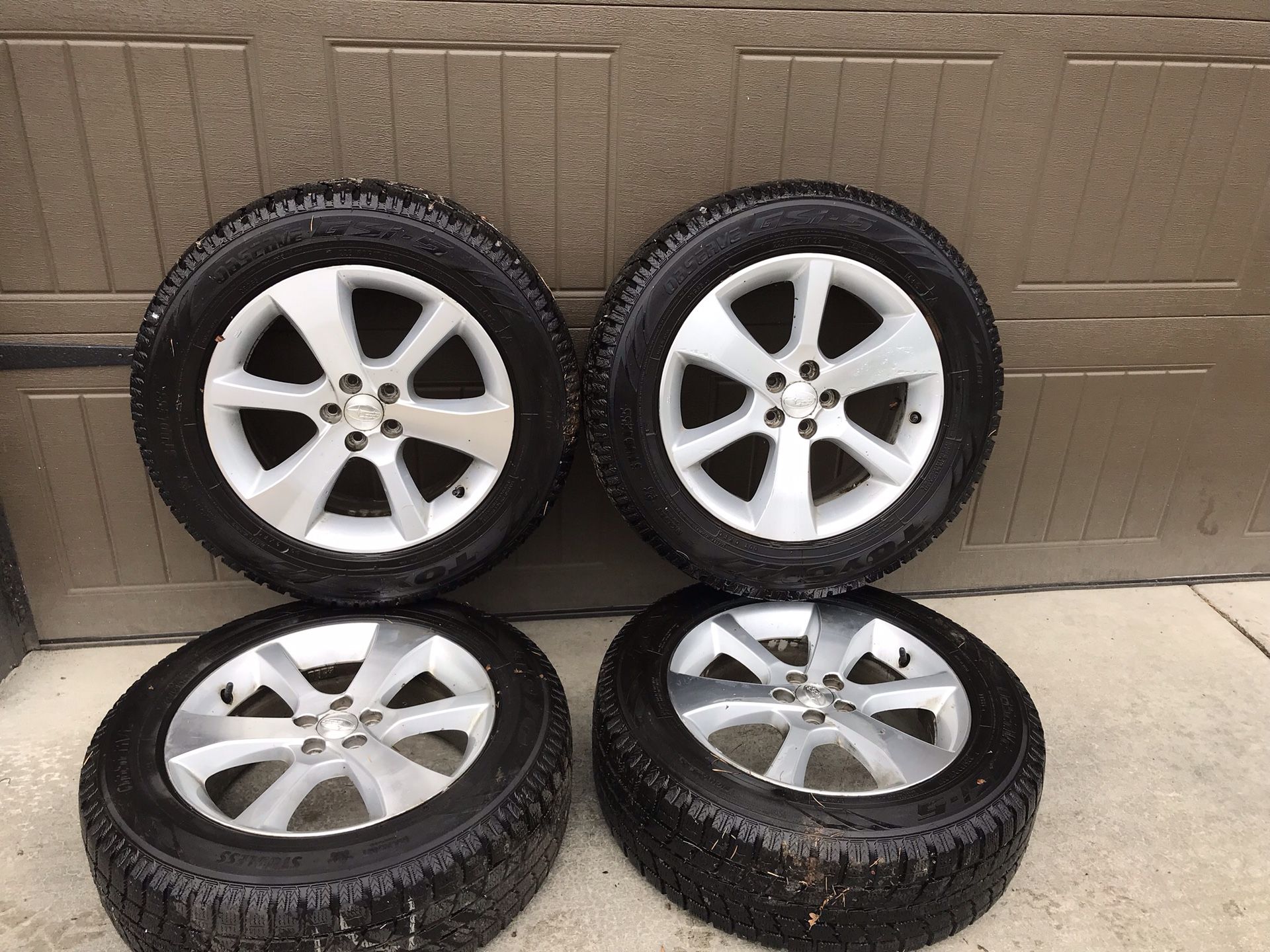 Studless snow tires