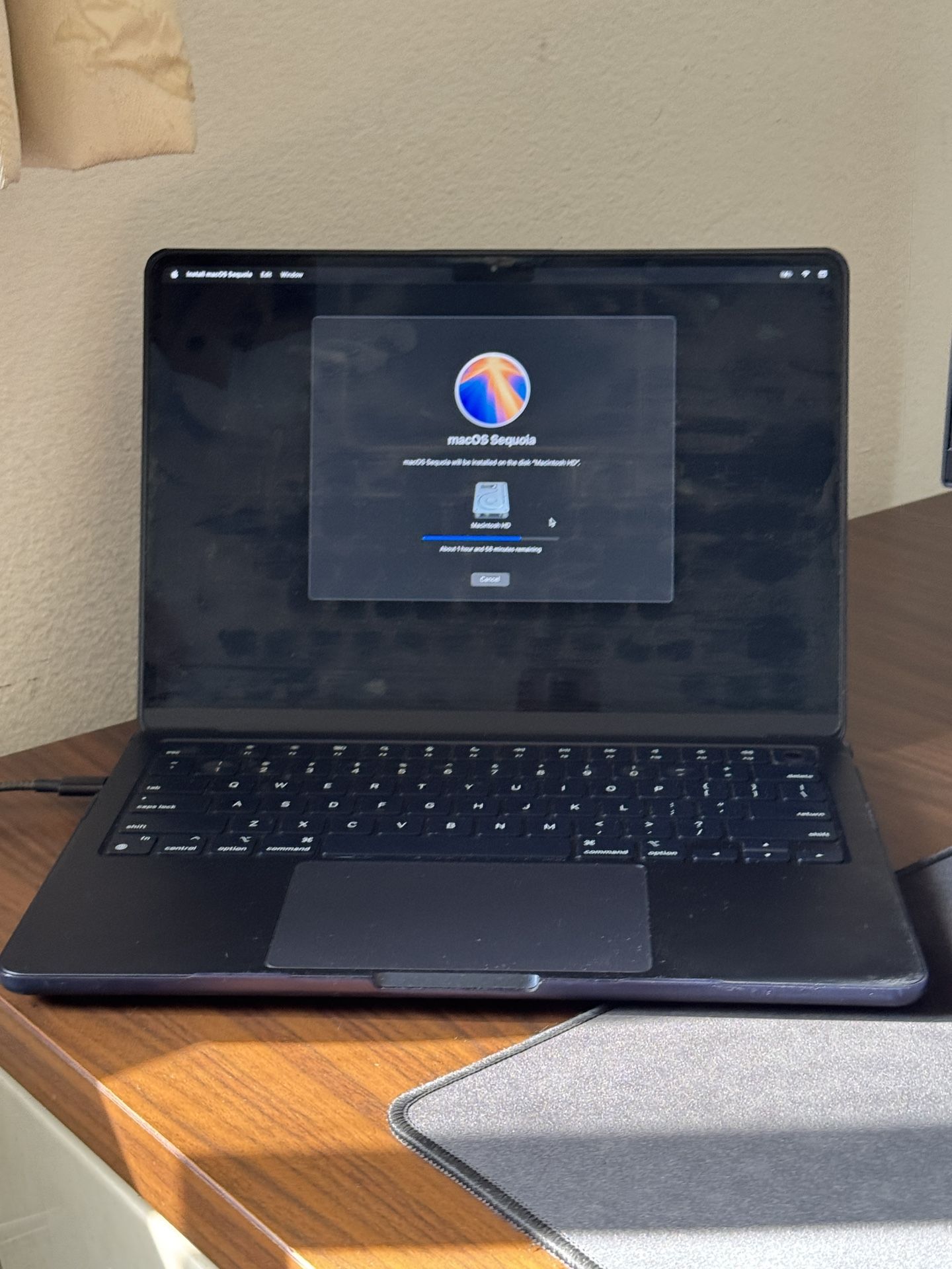 2022 MacBook Air 13.6" M2, 16GB RAM, 256GB SSD