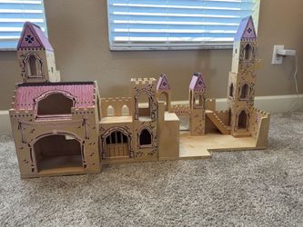 Folding wood princess dollhouse