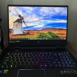 Gaming Laptop Helios 300