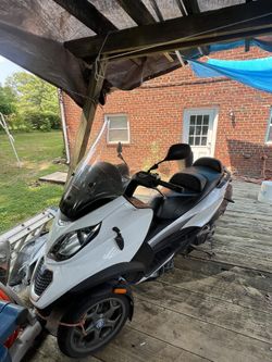 2016 Piaggio MC