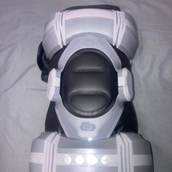 Back Power source Battery Powered Brand Admbm Colour Black Massager Form Massage Pillow Is it cordless? Yes COMPLETELY UPGRADED RECHARGEABLE MASSAGER: