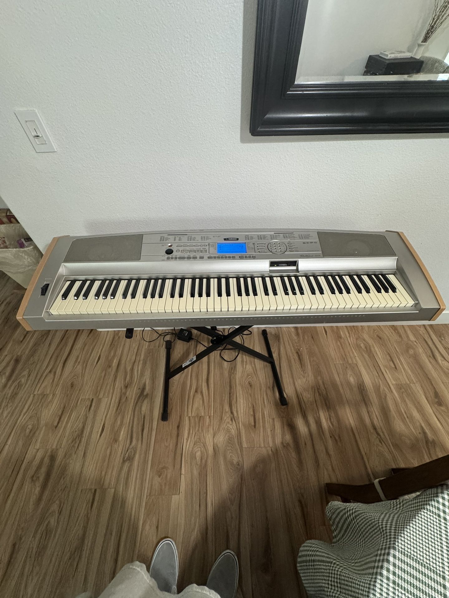 Yamaha Keyboard Portable Grand DGX-500