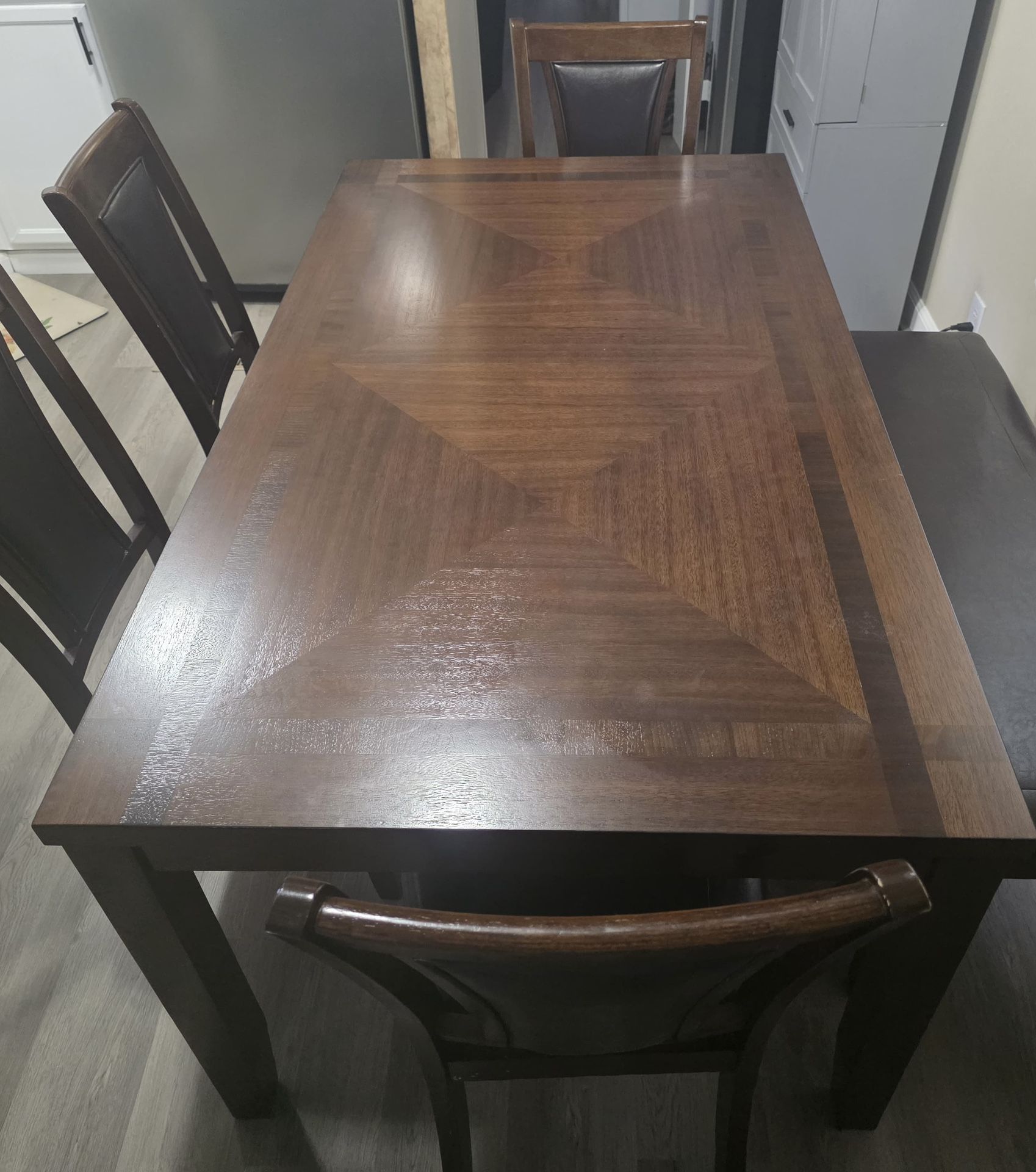 6 Piece Dinning Set- Comedor De 6 Piezas