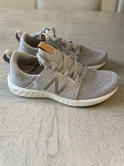 New balance Women’s Grey Sneakers