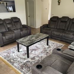 A Complete Power Reclining Living Room Set With Tables