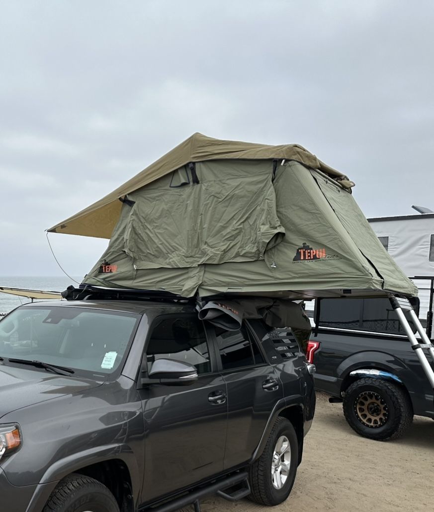 Tepui Roof Top Tent Kukenam Thule Tepui Kukenam Ruggedized Person