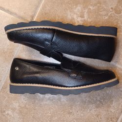 Brand NEW Nautica Black Textured SlipOn Loafers 8