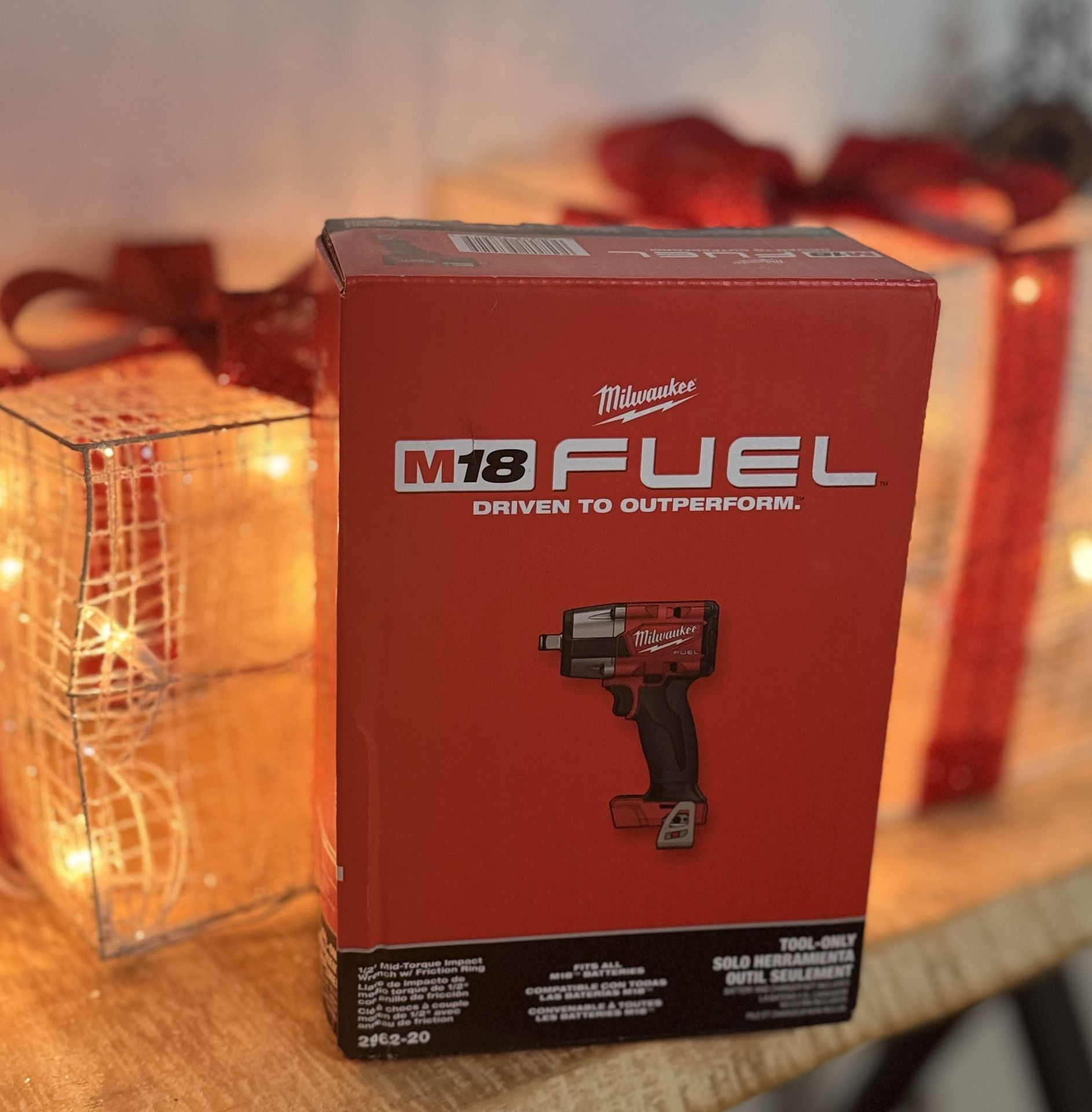 Milwaukee  Mid Torque 1/2 in. Impact Wrench