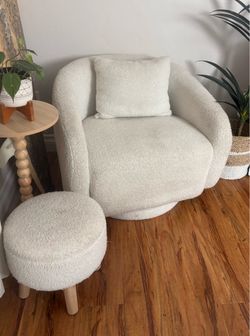 Accent chair