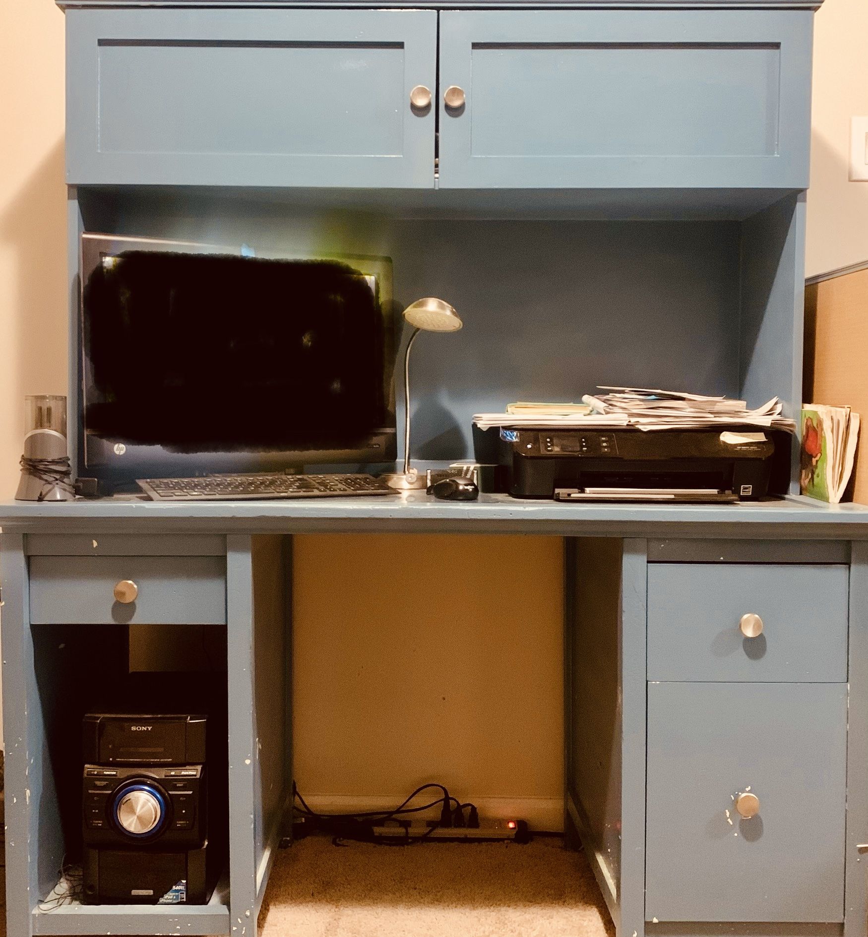Computer Desk w/ Hutch