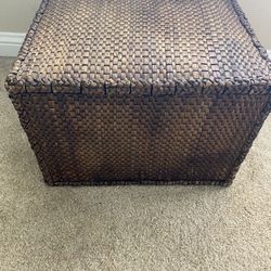 Gorgeous Contemporary Seagrass Hassock 2Ft x2 Ft Square and 1 Ft Tall