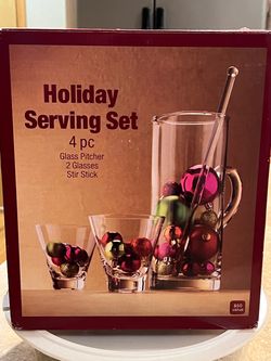 Holiday serving set brand new❗️❗️
