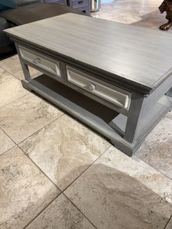 Rustic coffee table with drawers