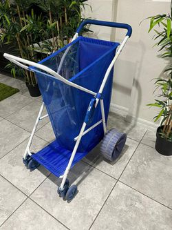 Deluxe Multi-Purpose Folding Beach Cart with Wide Wheels / Carrito playa  for Sale in Orlando, FL - OfferUp