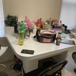 dinning  table(CHAIRS NOT INCLUDED)