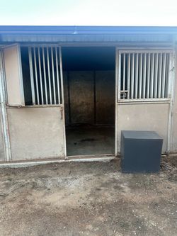 Horse stall gate and divider