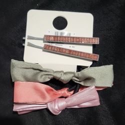 hair clip and hair ties