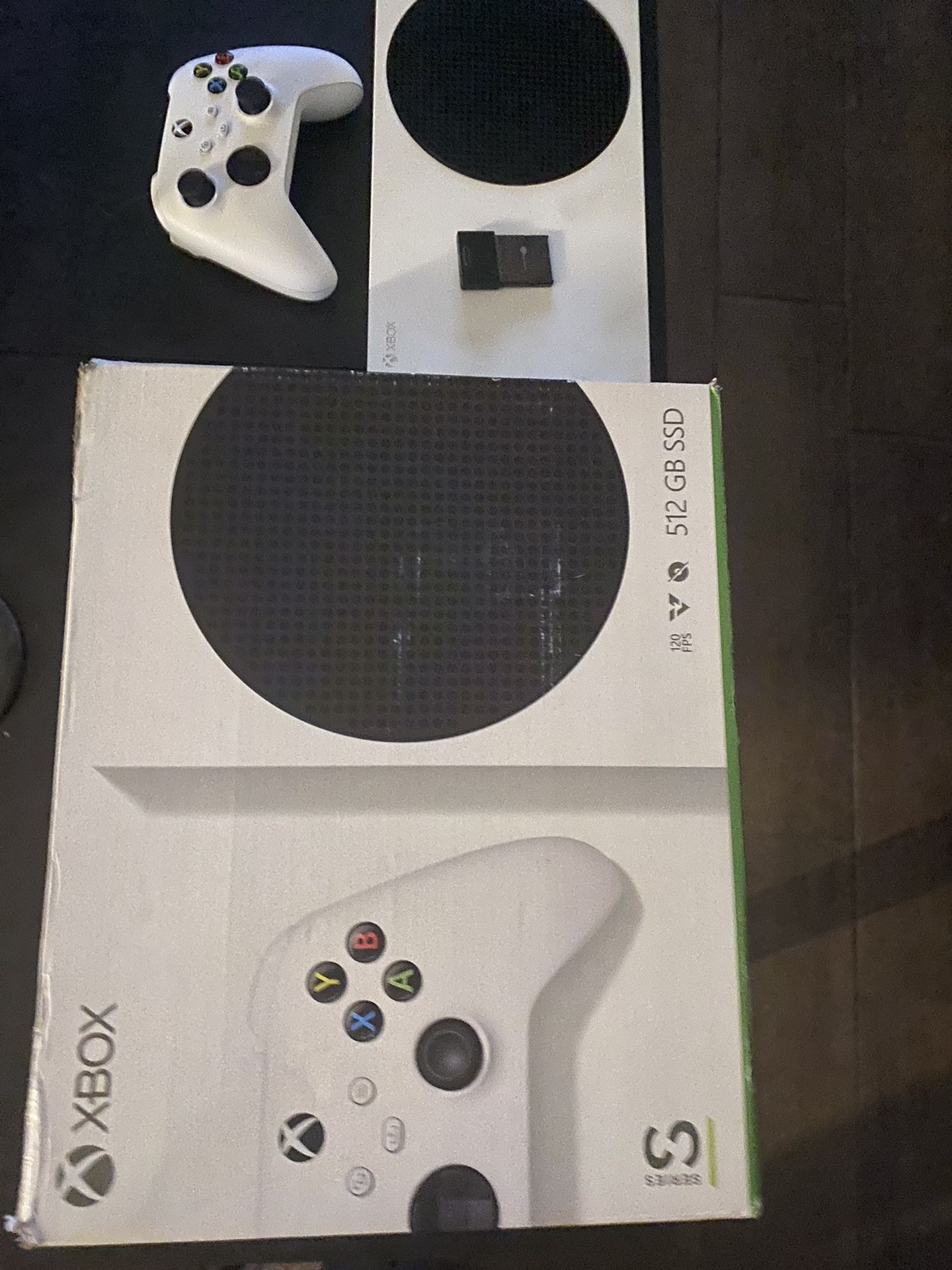 Xbox Series S 512 GB With 2 Controllers, Sea gate 1 TB Storage