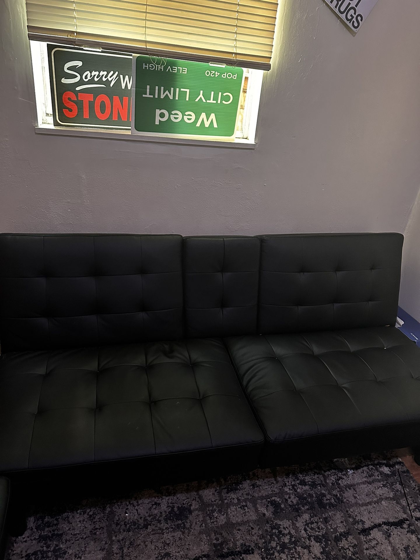 Futon Couch With USB