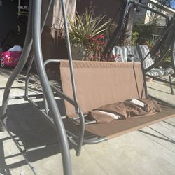 Columpio Tiene Su Sombra $40