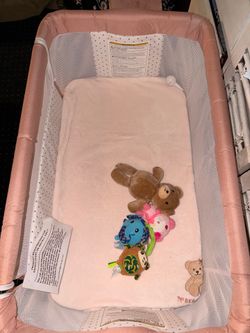 Bedside mobile bassinet.