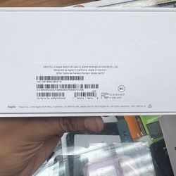 Apple Watch SE 2nd Generation 44mm Midnight Cellular + GPS Never Used Open Box 