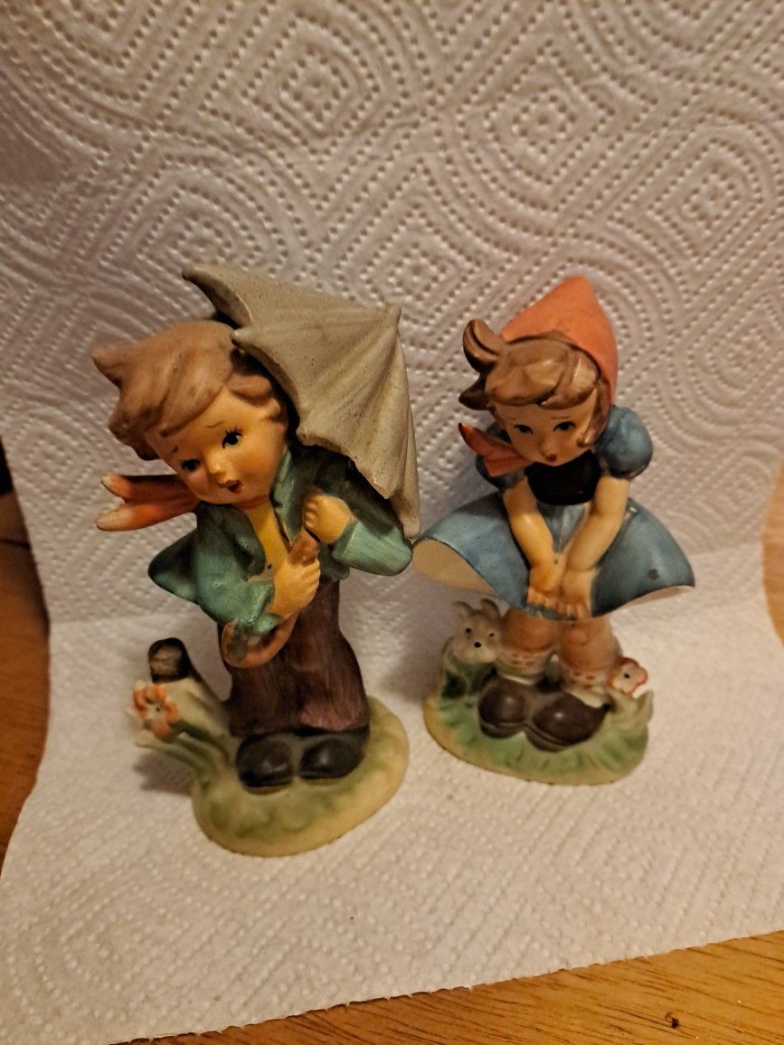 Vintage HUMMEL BOY AND GIRL