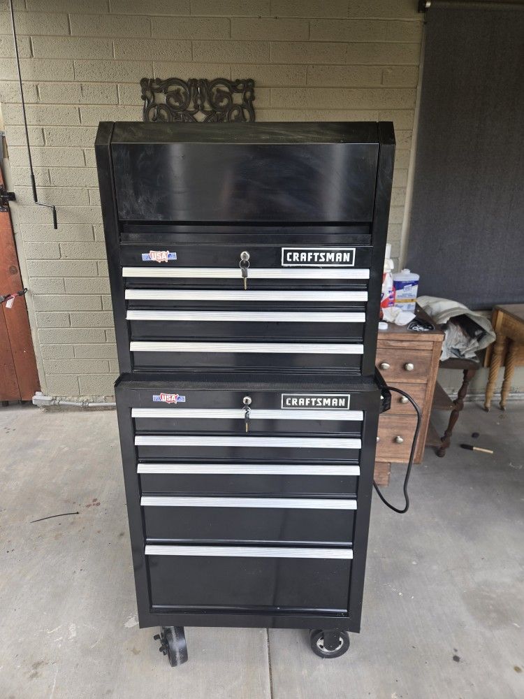 Craftsman Tool Box With Power Strip In Top Chest