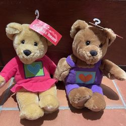 NEW Hallmark Valentine Kiss Kiss Bears Pair Plush 